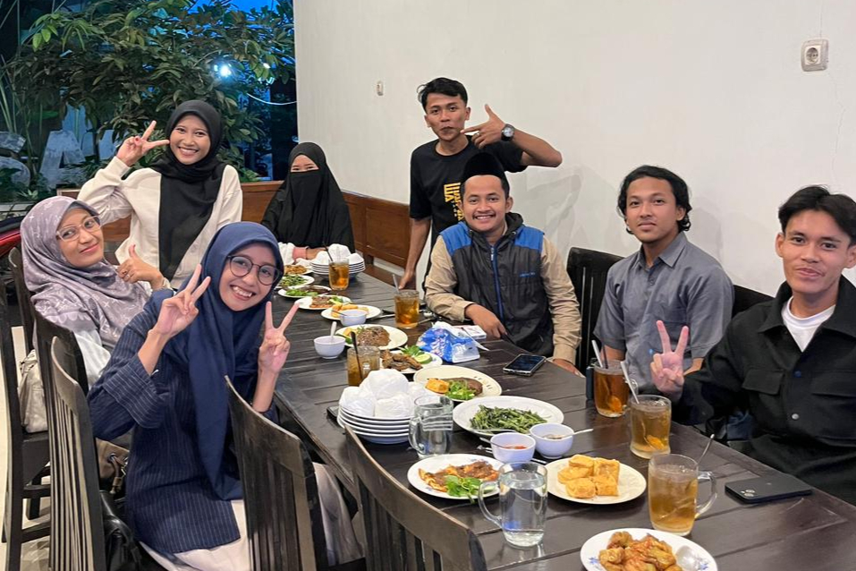 Kaprodi PBA Lakukan FGD dengan Tim Program academic writing dan Tim Media PBA